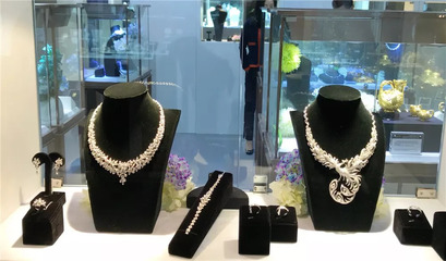 獻(xiàn)禮老鳳祥170周年華誕 全品類精品閃耀香港珠寶首飾展覽會(huì)